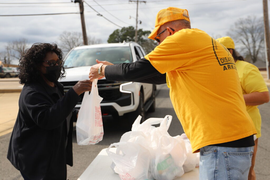 Arkansas Baptist Disaster Relief teams serve up hot meals, more in Fordyce 5 DR5
