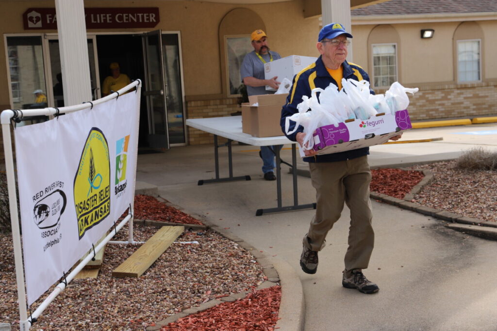 Arkansas Baptist Disaster Relief teams serve up hot meals, more in Fordyce 8 DR8 1