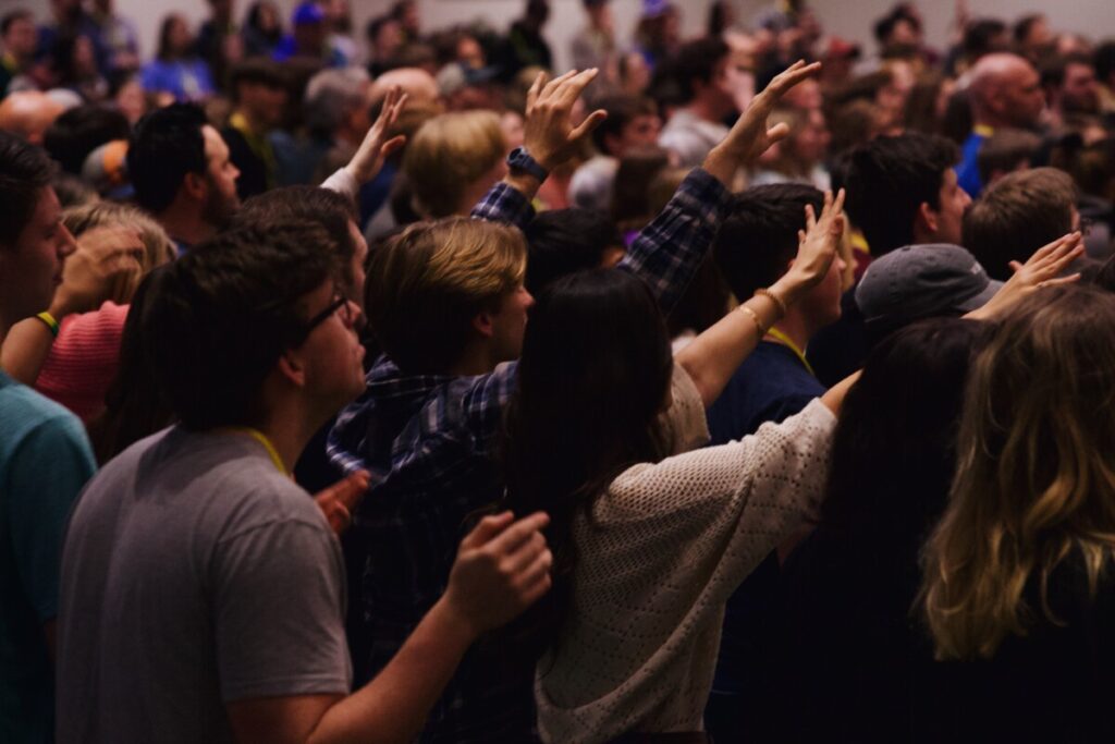 Students converge for apologetics conference 1 03.09LeadDefend.02