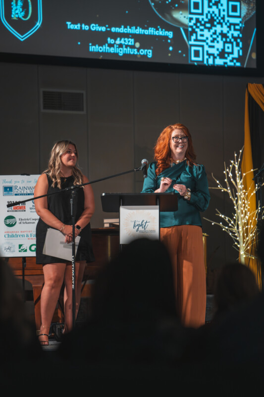 Into the Light hosts benefit concert in Central Arkansas 2 IMG 2180 2048