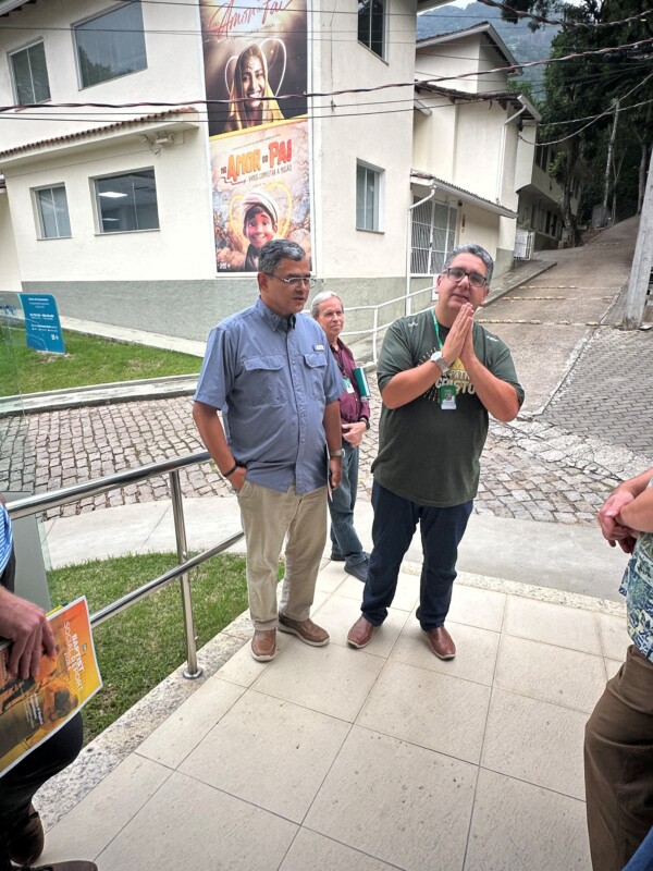 Pastor Fabricio Home Mission Board right38.jpg