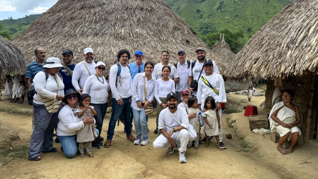 Leaving behind the American dream; first generation Americans take gospel to the nations 1 imb photos florida church partners with imb and the indigenous small